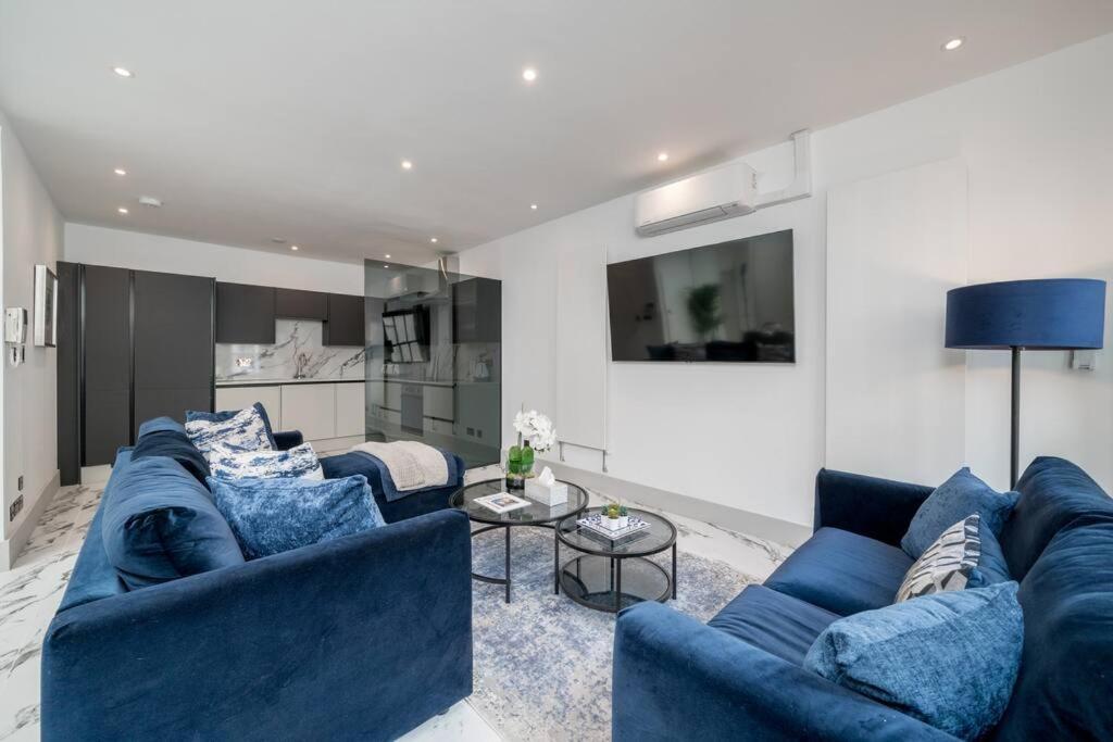 New! Luxurious Mews House Belgravia Leilighet London Eksteriør bilde