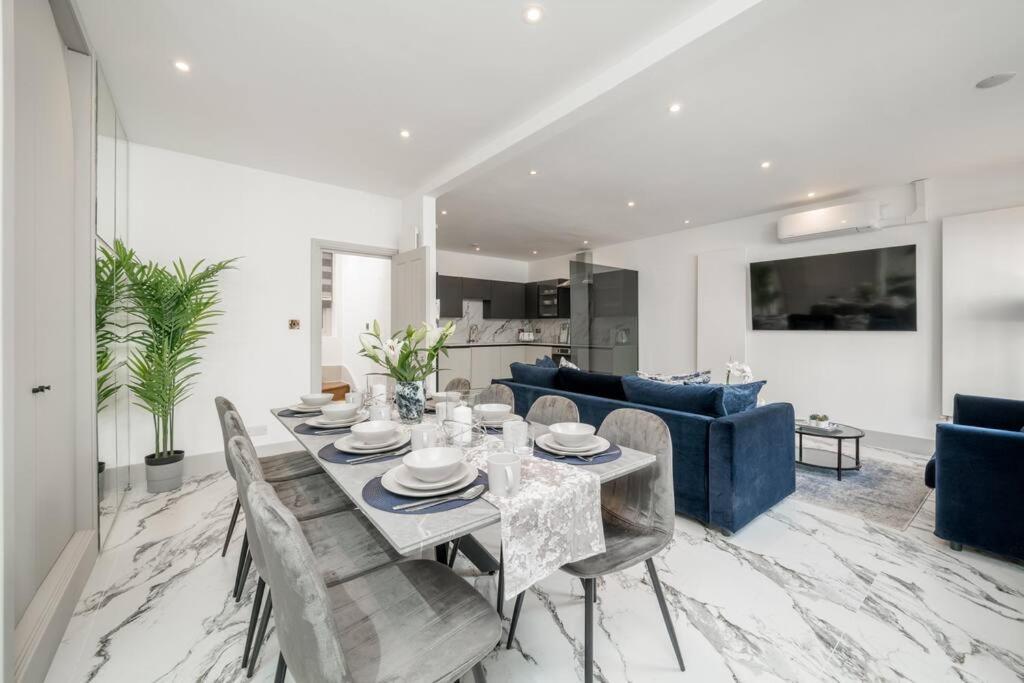 New! Luxurious Mews House Belgravia Leilighet London Eksteriør bilde